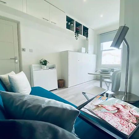 Apt 08 Beachside Beauty Central Studio Steps From Cafes Hove Exteriér fotografie