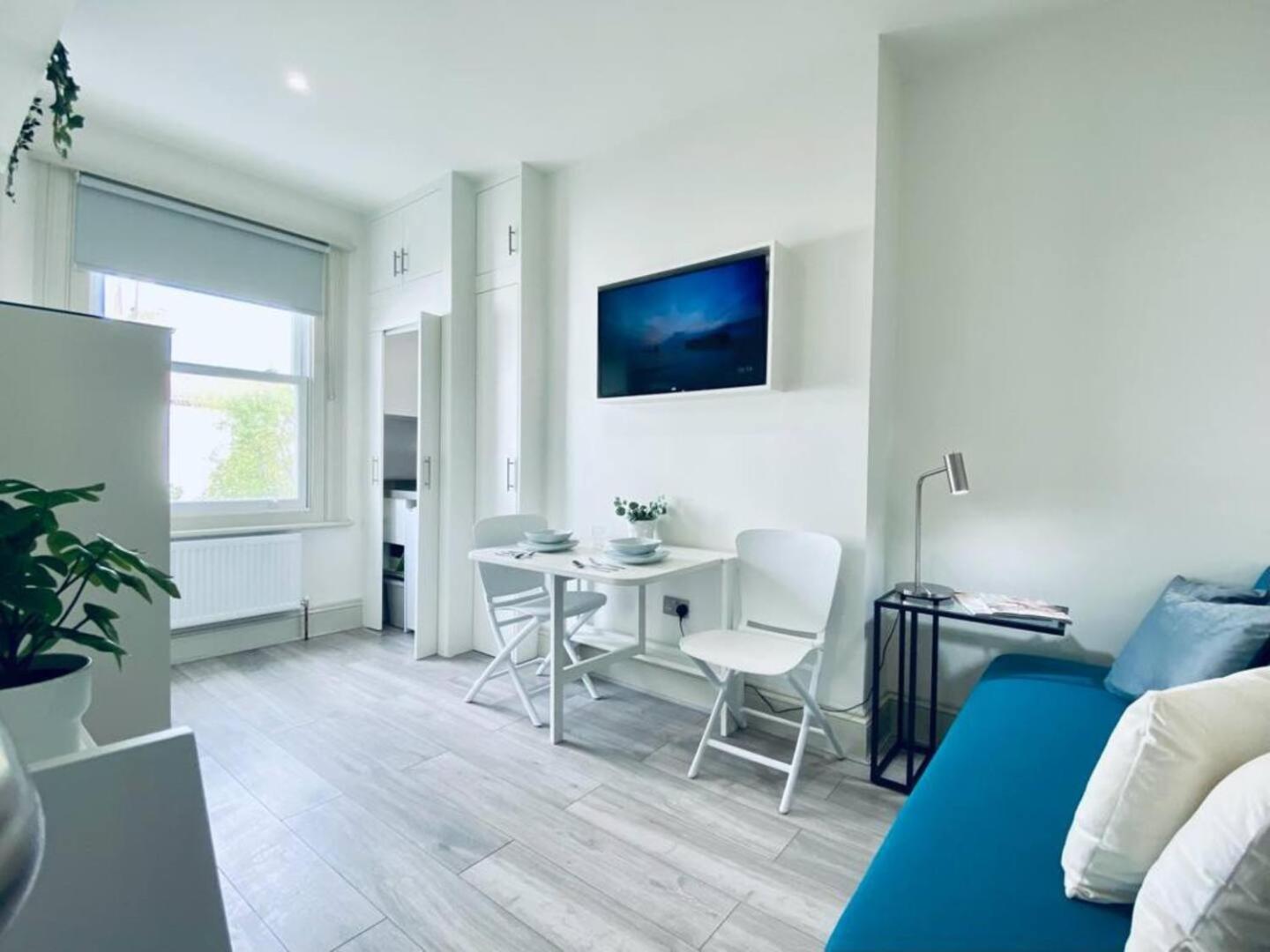 Apt 08 Beachside Beauty Central Studio Steps From Cafes Hove Exteriér fotografie
